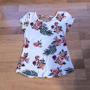 White dress shirt with flowers, XS but fits big(I’m a S/M and it fits me)
